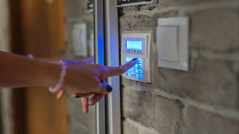 Alarmanlagen | Elektro Uferer