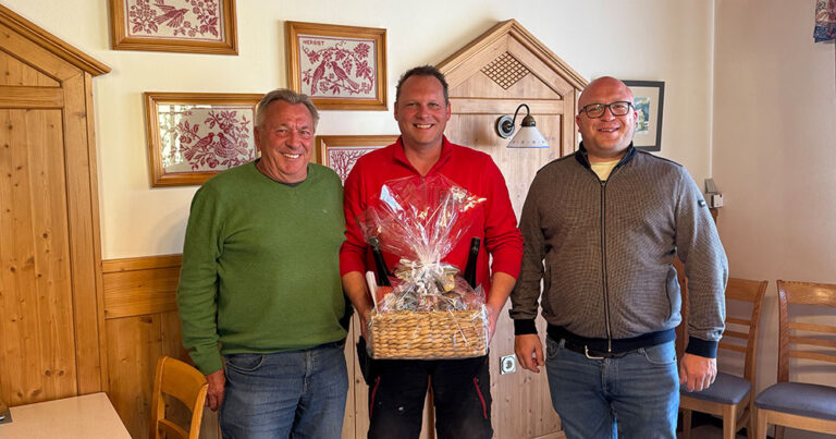 Herzlichen Glückwunsch zum 25-jährigen Dienstjubiläum!