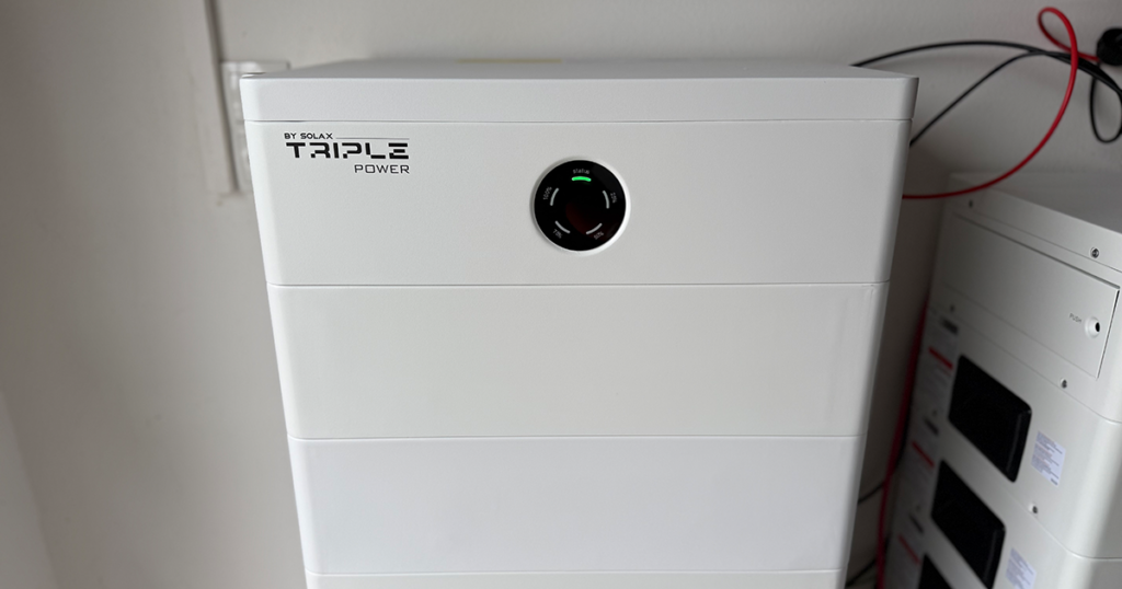 Photovoltaikanlage mit Batteriespeicher | Elektro Uferer